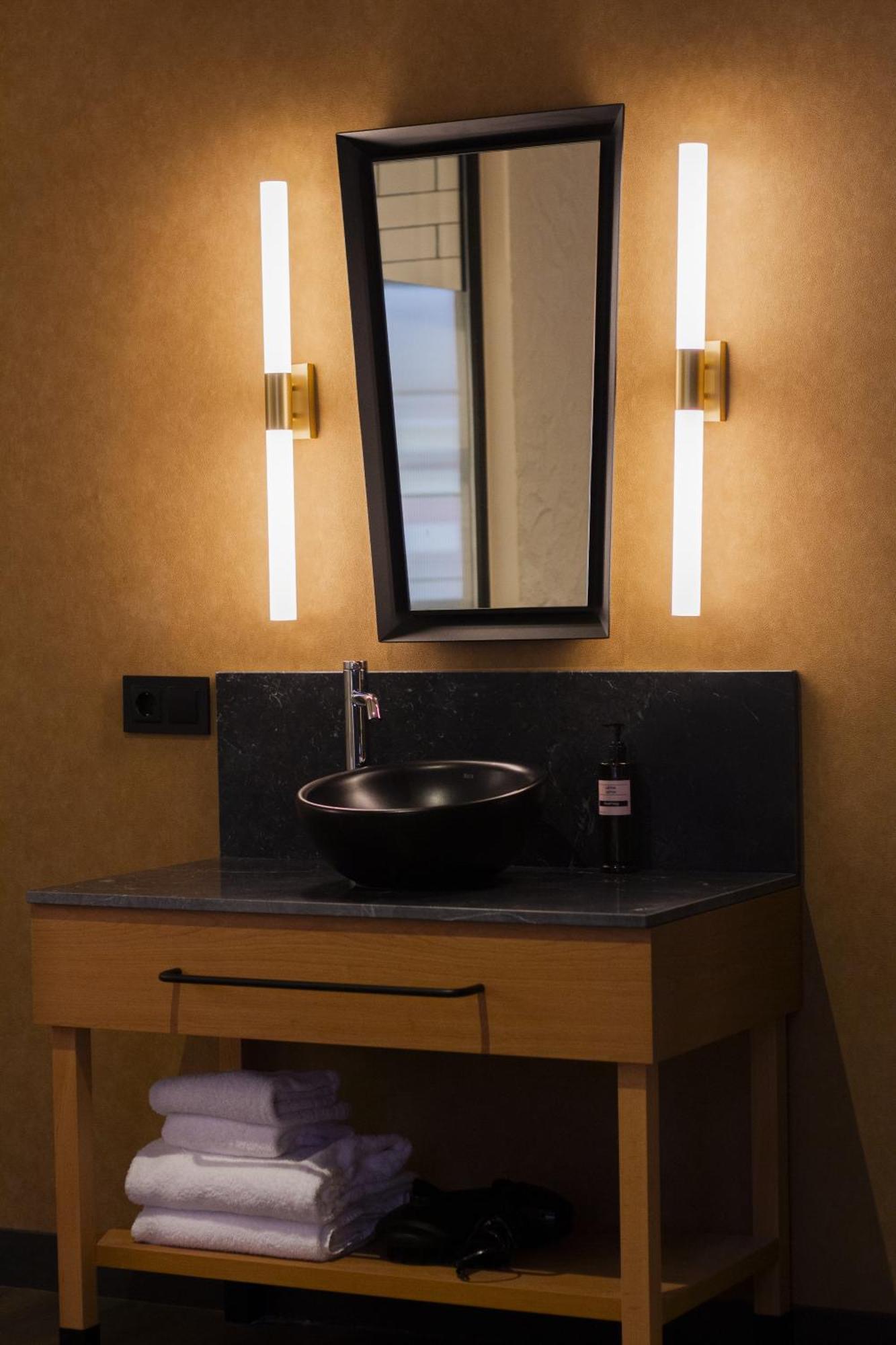 Hotel Letoh Letoh Bilbao Esterno foto